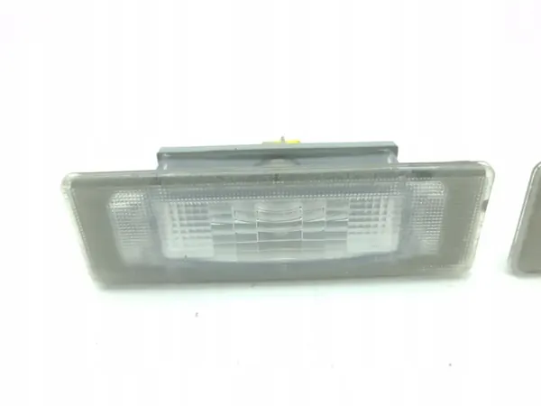 Kia Ceed 2020 Luz da placa traseira OEM 925012G000 image 7