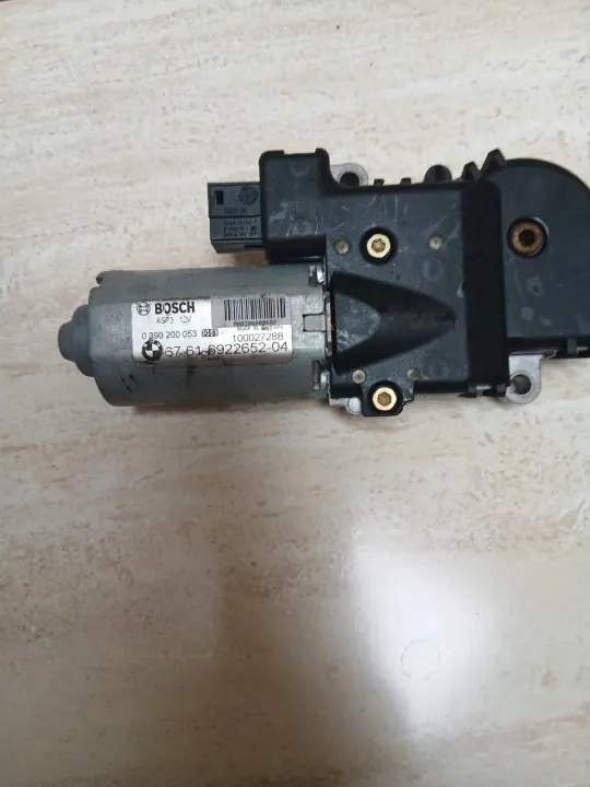 Moteur de toit ouvrant OEM 6922652-04 pour BMW 3 E91 image 2