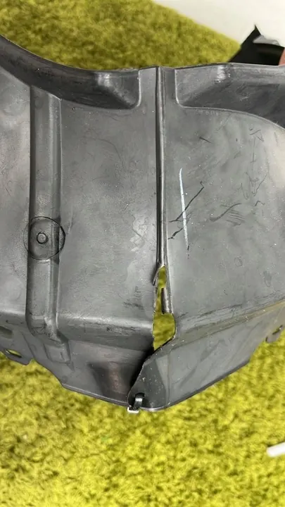 Front Right Wheel Arch TOYOTA AURIS II 13-18 OEM image 3