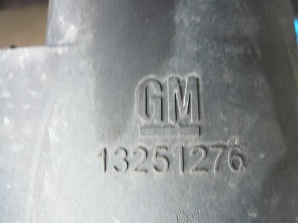 OPEL-CZ Astra J Polttoainesuodattimen kotelo 1.7 13251276 image 2