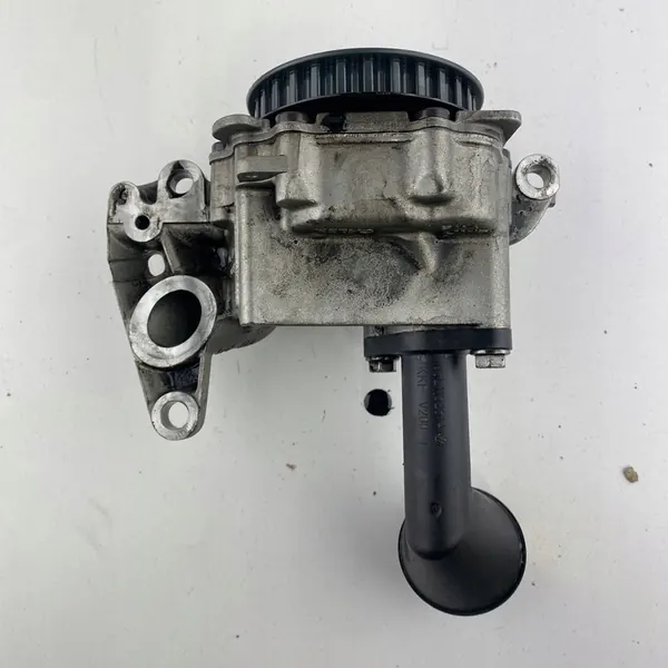 Olje pump + uppsamlare Audi VW 2.0 TDI image 4
