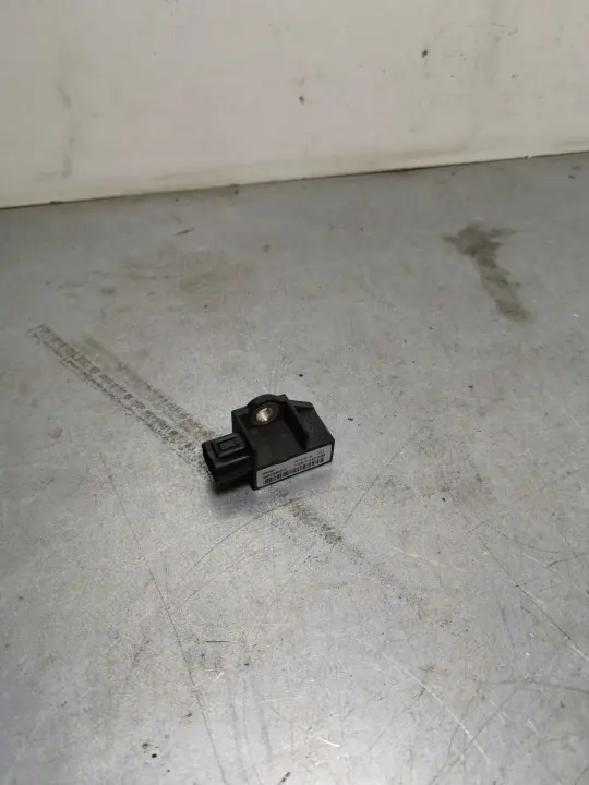 Sensor de airbag Honda CR-V OEM FBZ14379 Usado image 2