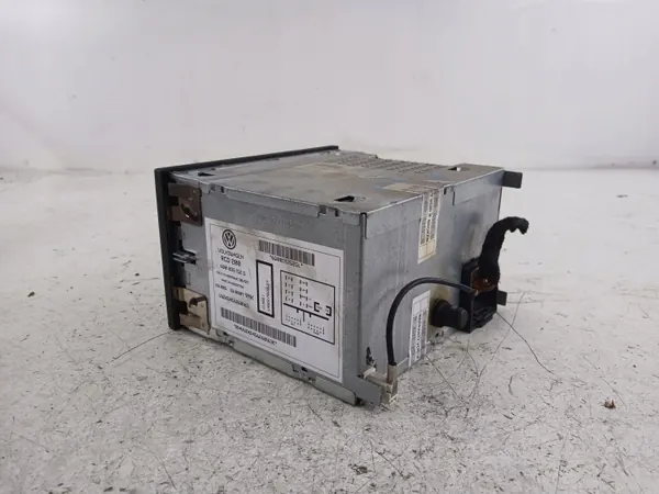 Radio CD VW Polo IV 9N 05-09 OEM 6Q0035152G image 4