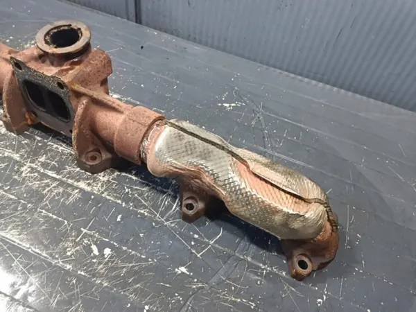 DAF XF 106 Euro 6 Uitlaatspruitstuk OEM Wrakowisko-28175- image 3