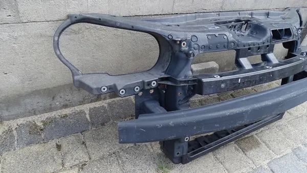VW POLO 6Q0 Frontstoßstange image 2