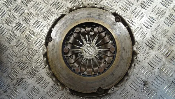 Volante de Dupla Massa VW T6 2.0 TDI image 2