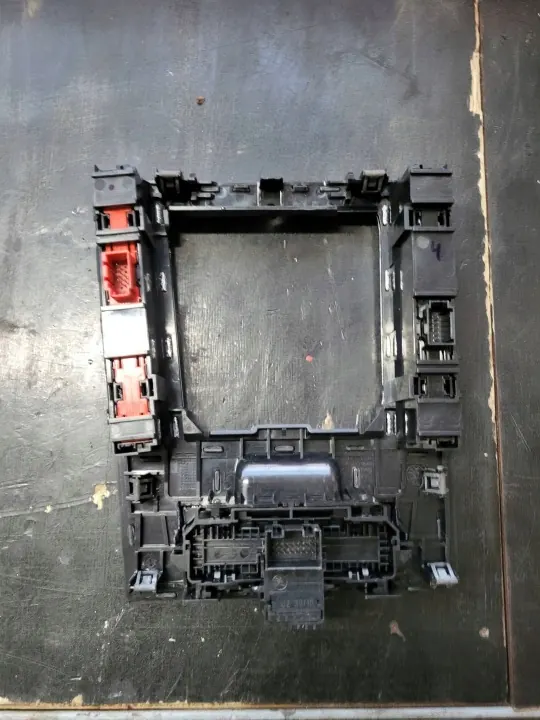 Skoda Superb III Vaihteenvalitsinteline OEM 3V1863212A image 3