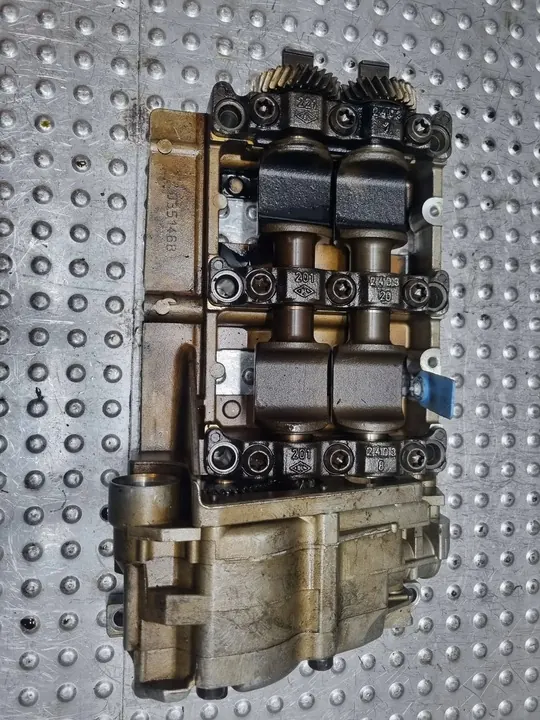 Olje pump 10600044CB BMW E46 E90 E87 N42 N46 1.6 1.8 2.0 B image 4