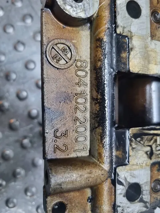 Olje pump 10600044CB BMW E46 E90 E87 N42 N46 1.6 1.8 2.0 B image 8