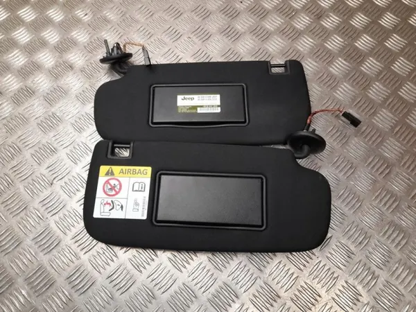 Visor solar OEM P68145040AA com luz para Jeep image 2