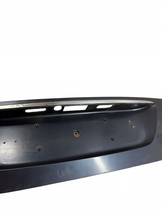 Mercedes-Benz E W211 Bagageluckfoder OEM 2117500037 image 3