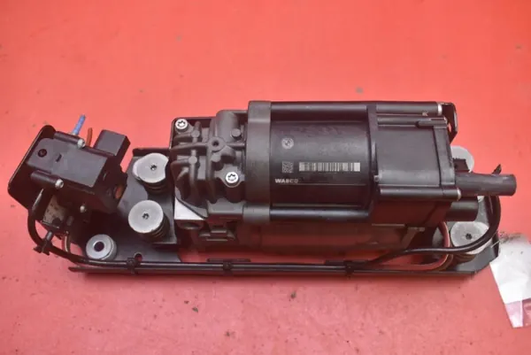 OEM 6789450 Luftfeder-Kompressor BMW F01/F02 image 6