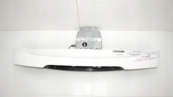 OEM 360177888 takaspoileri Peugeot RCZ 2010-2012 image 3