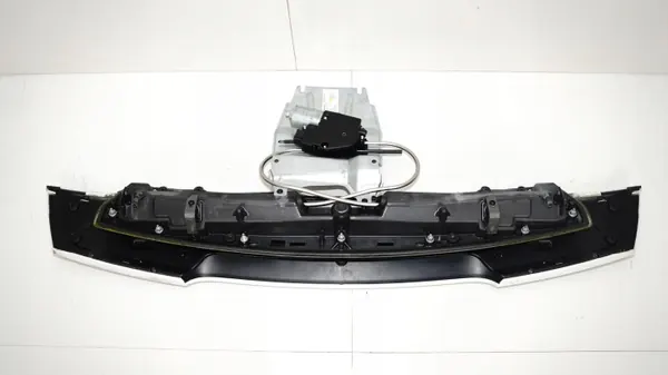 OEM 360177888 takaspoileri Peugeot RCZ 2010-2012 image 8