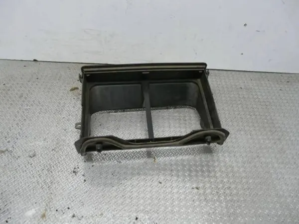 Interieurfilter behuizing OEM 9637768480 Citroen C3 image 4