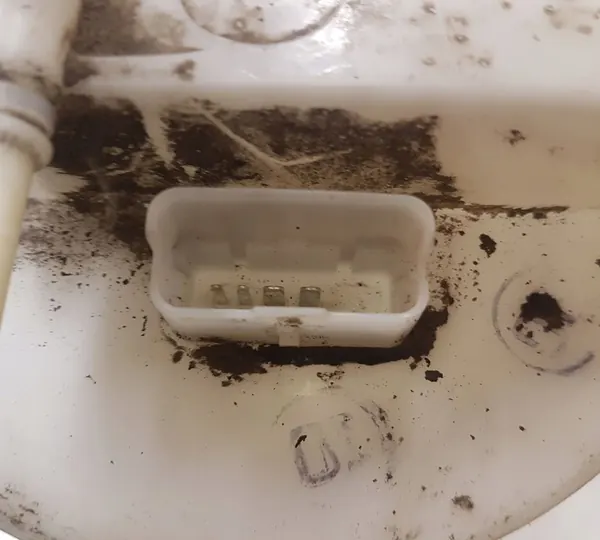 Brandstofpomp Drijver Citroen C2 1.1 8V 0580314017 image 3