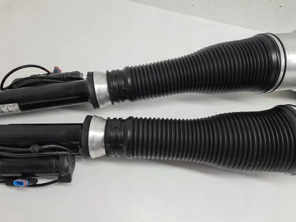 Amortizzatore Airmatic MERCEDES W221 A2213205513 A2213205613 image 8