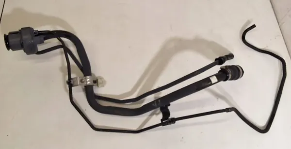 Toyota Prius bränsletapp OEM 7721347120 - Begagnad image 2