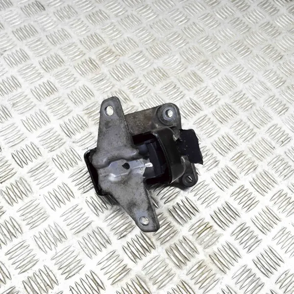 Vasemman Moottorin Kiinnike VW Amarok 3.0L 165kw 2H6199256B image 4