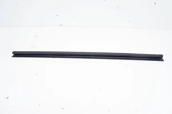 Audi Q3 I 8U Garniture de Fenêtre Arrière Droite UP173+ image 5