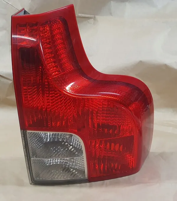 VOLVO XC90 Lámpara Trasera Derecha Original OE 3121 image 2