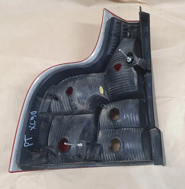 VOLVO XC90 Lámpara Trasera Derecha Original OE 3121 image 3