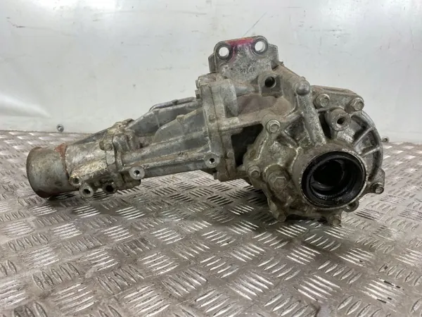 Mitsubishi Verteilergetriebe OEM FBZ20914 - Gebraucht image 2