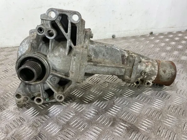 Mitsubishi Verteilergetriebe OEM FBZ20914 - Gebraucht image 3