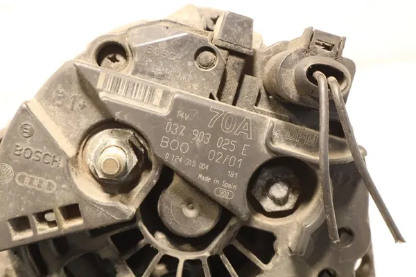 Vaihtovirtageneraattori Bosch Audi A3 1.6 image 7