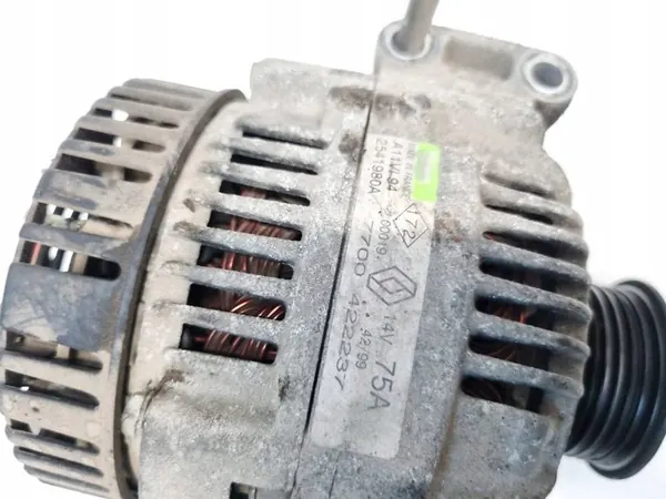 Renault Megane Alternator 2000 1.4L 7700422237 image 3
