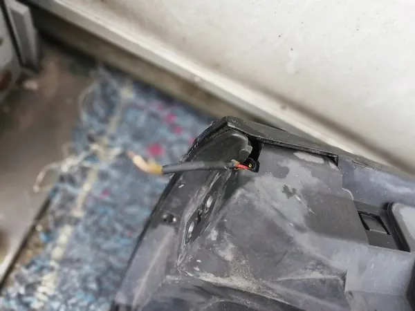 Peugeot 3008 Tailgate Lower Part 2009-2013 OEM 8748TP image 5