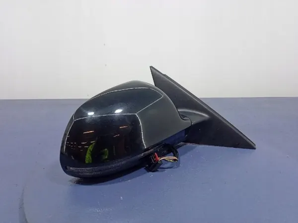 Audi A4 B8 höger spegel OEM Ambit-985714- Begagnad image 4