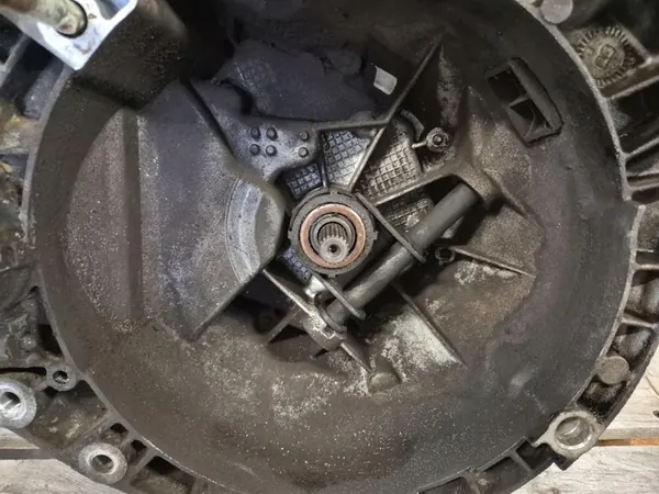 FIAT PANDA II 03-11 Manuaalivaihteisto C384 51724724 image 2