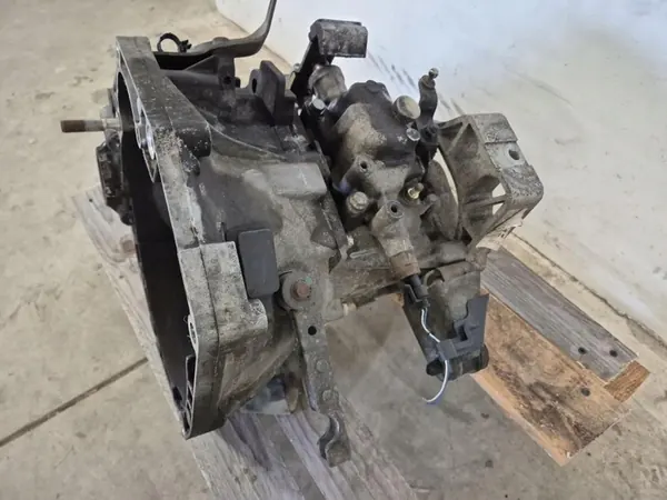 FIAT PANDA II 03-11 Manuaalivaihteisto C384 51724724 image 5