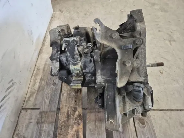 FIAT PANDA II 03-11 Manuaalivaihteisto C384 51724724 image 7