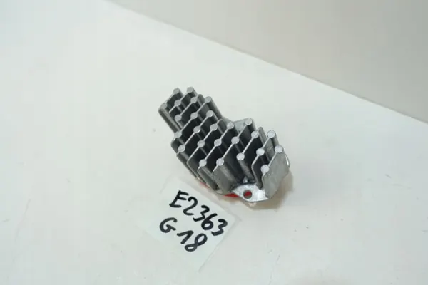 Convertidor Módulo LED OEM 00221032 para Ford Fiesta MK8 image 3