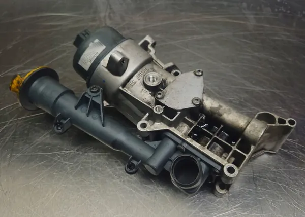 Oljefilterfäste Fiat 500 2008 image 3