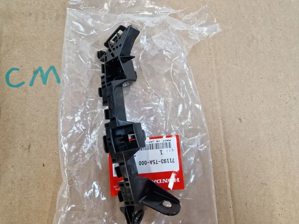 HONDA JAZZ IV 4 15-20 Framskydd Vänster Höger 71198-T5A image 3