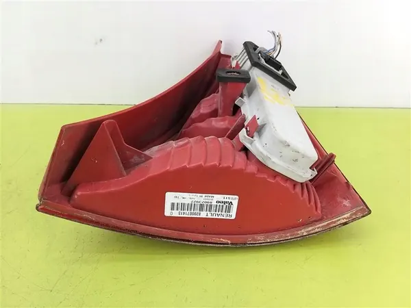 Lámpara trasera izquierda Renault Clio II 1998-2001 Valeo 8200071413 image 4