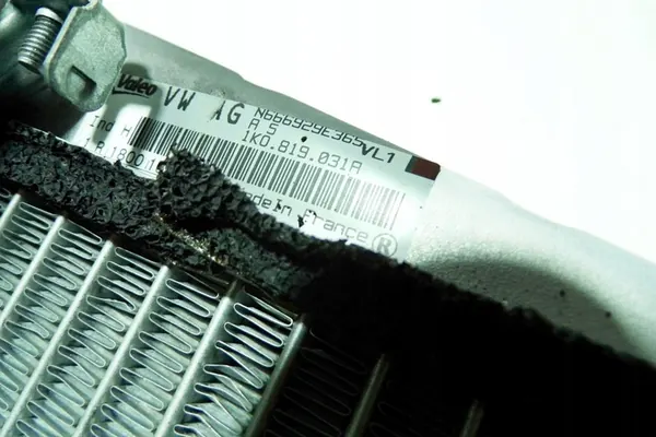 Verwarming radiator VW GOLF V VARIANT 1.4L benzine OEM 1K0819031A image 2