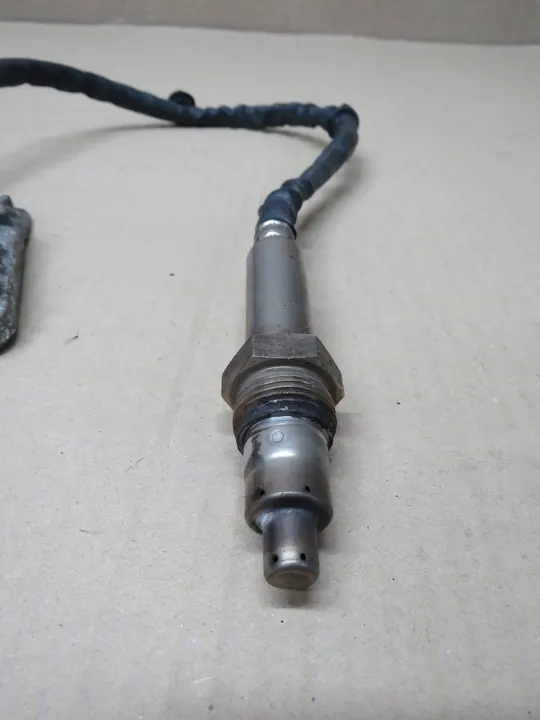 OPEL INSIGNIA A LIFT SENSOR NOX 5WK96768 image 4