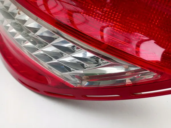 MERCEDES C-KLASA W204 SEDAN 2007 RECHTER ACHTERLICHT A2048202064R image 5