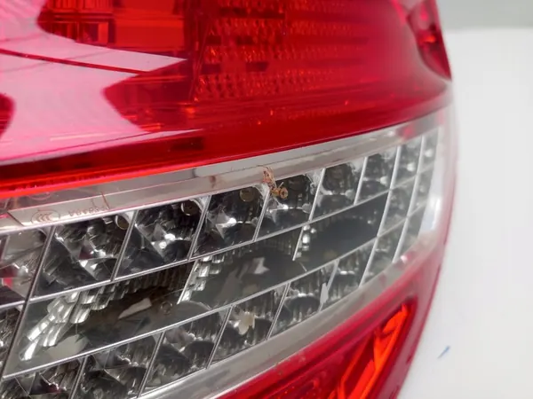 MERCEDES C-KLASA W204 SEDAN 2007 RECHTER ACHTERLICHT A2048202064R image 7