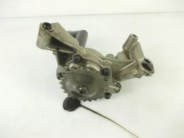 Öljypumppu OEM 038115121A VW 1.9 TDI:lle image 3