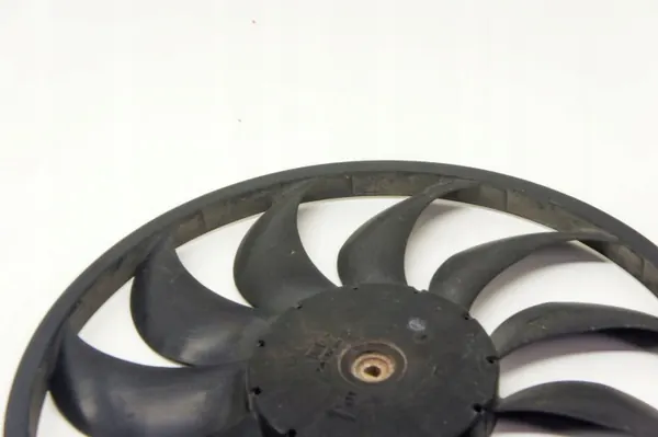 NJ112 Infiniti G37 3.7i Koelventilator - Gebruikt OEM image 3