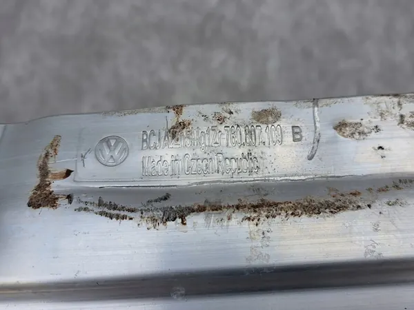 Etupuskuri VW Touareg III image 8