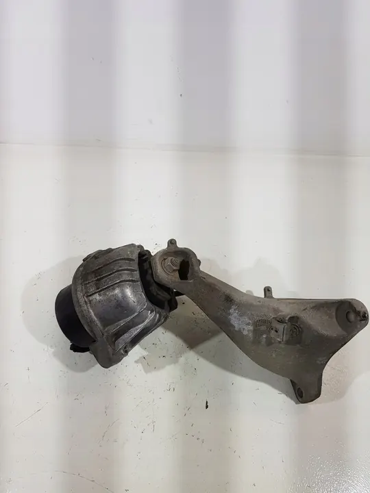 Soporte de Motor Derecho 6773742 BMW E90 E91 E87 E81 2.0B image 6