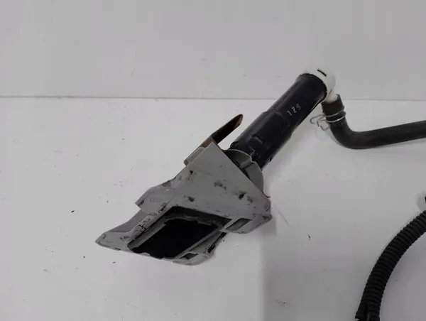 Mitsubishi ASX I Varilla Limpiaparabrisas OEM 8526A015 37056 image 4