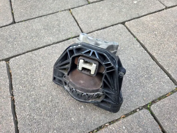 Motorsteun PEUGEOT 208 CITROEN C3 II 9676771080 image 2