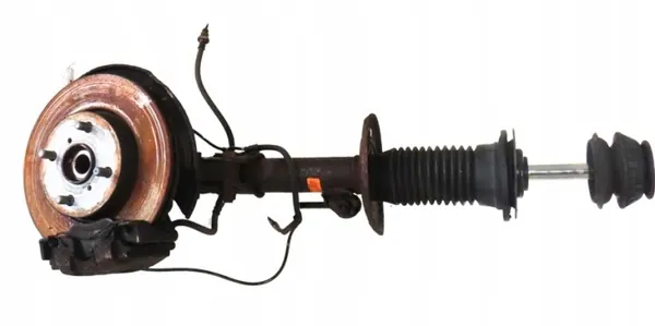 OEM Etu-oikea jousituskiinnike Toyota Yaris III:lle image 2